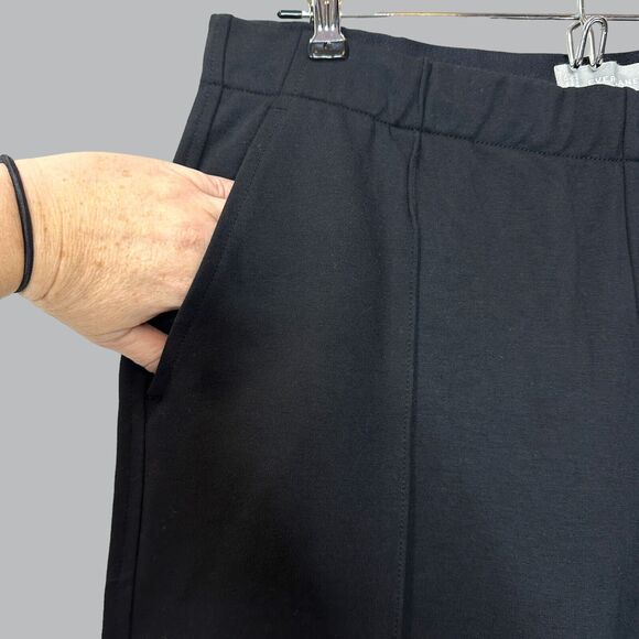 Everlane The Dream Pant Elastic Waist Tapered Leg Knit Pants Black Women XS NWT - Picture 7 of 13